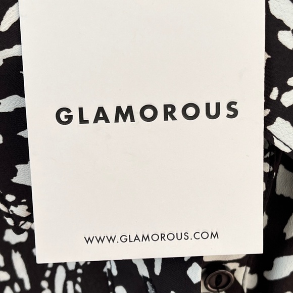 NWT - Oversized Shirt Dress. By Glamorous (PtP = 30") - Picture 16 of 16